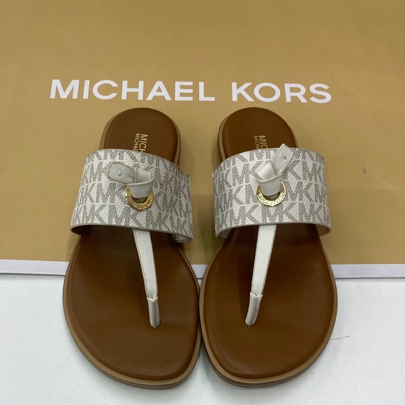NEW MICHAEL KORS CINDY SANDALS!